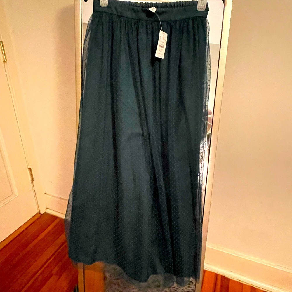 JCrew. Size M Emerald Green Tulle skirt